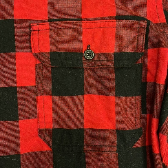 Mens button up - Picture 2 of 4